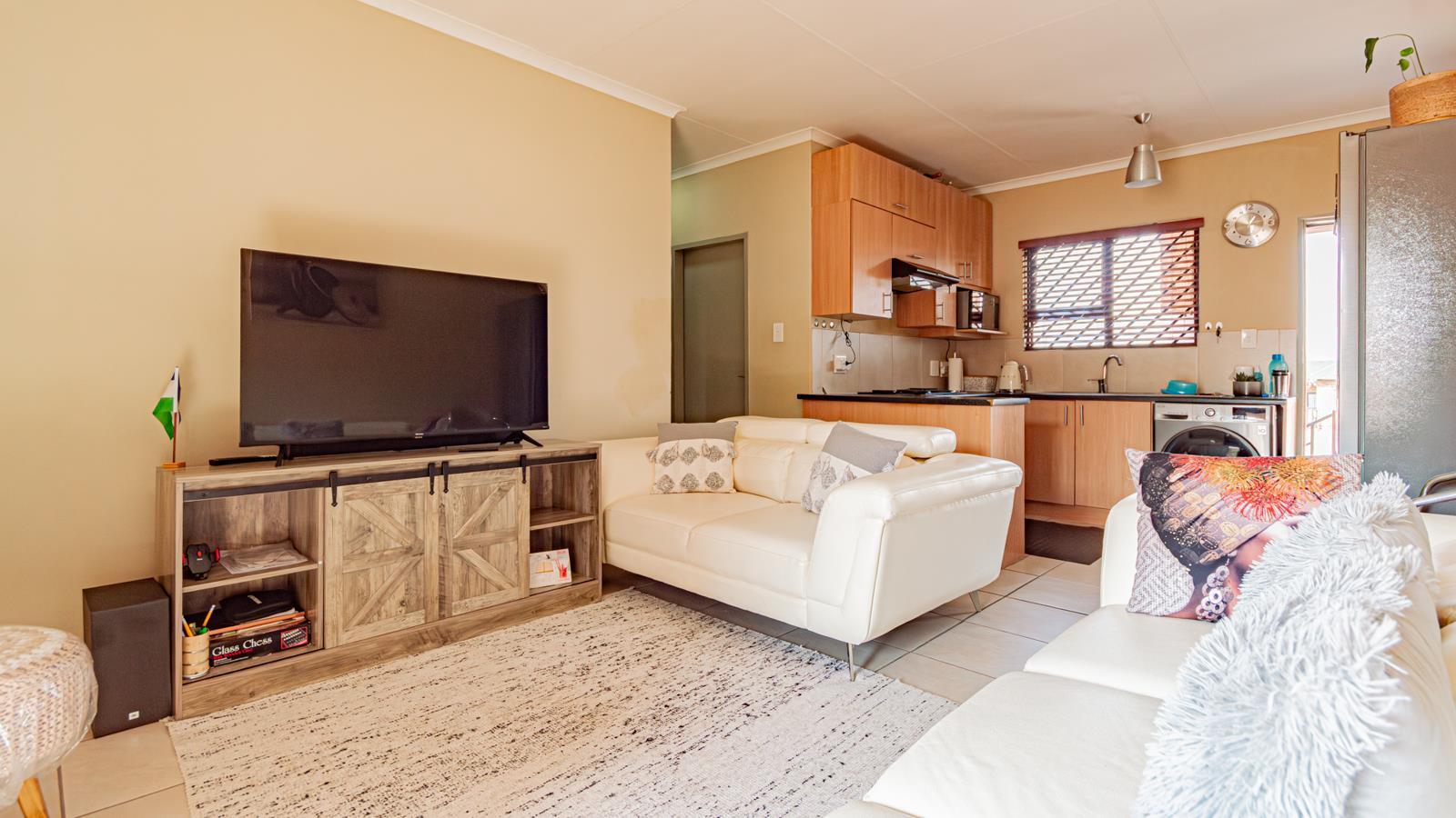 2 Bedroom Apartment in Grobler Park