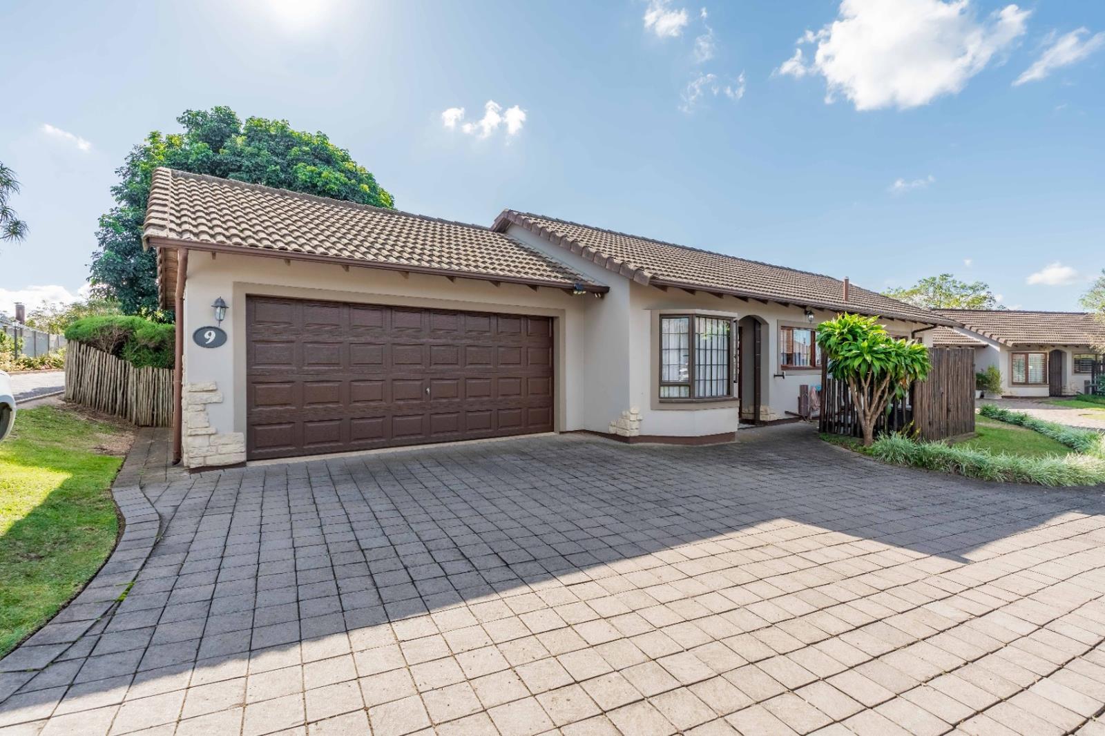 3 Bedroom Townhouse in Waterfall