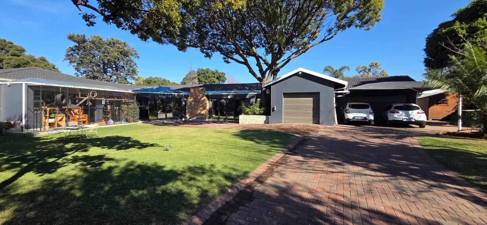 4 Bedroom House in Brackenhurst