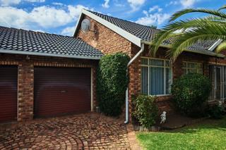 3 Bedroom House in Brackendowns