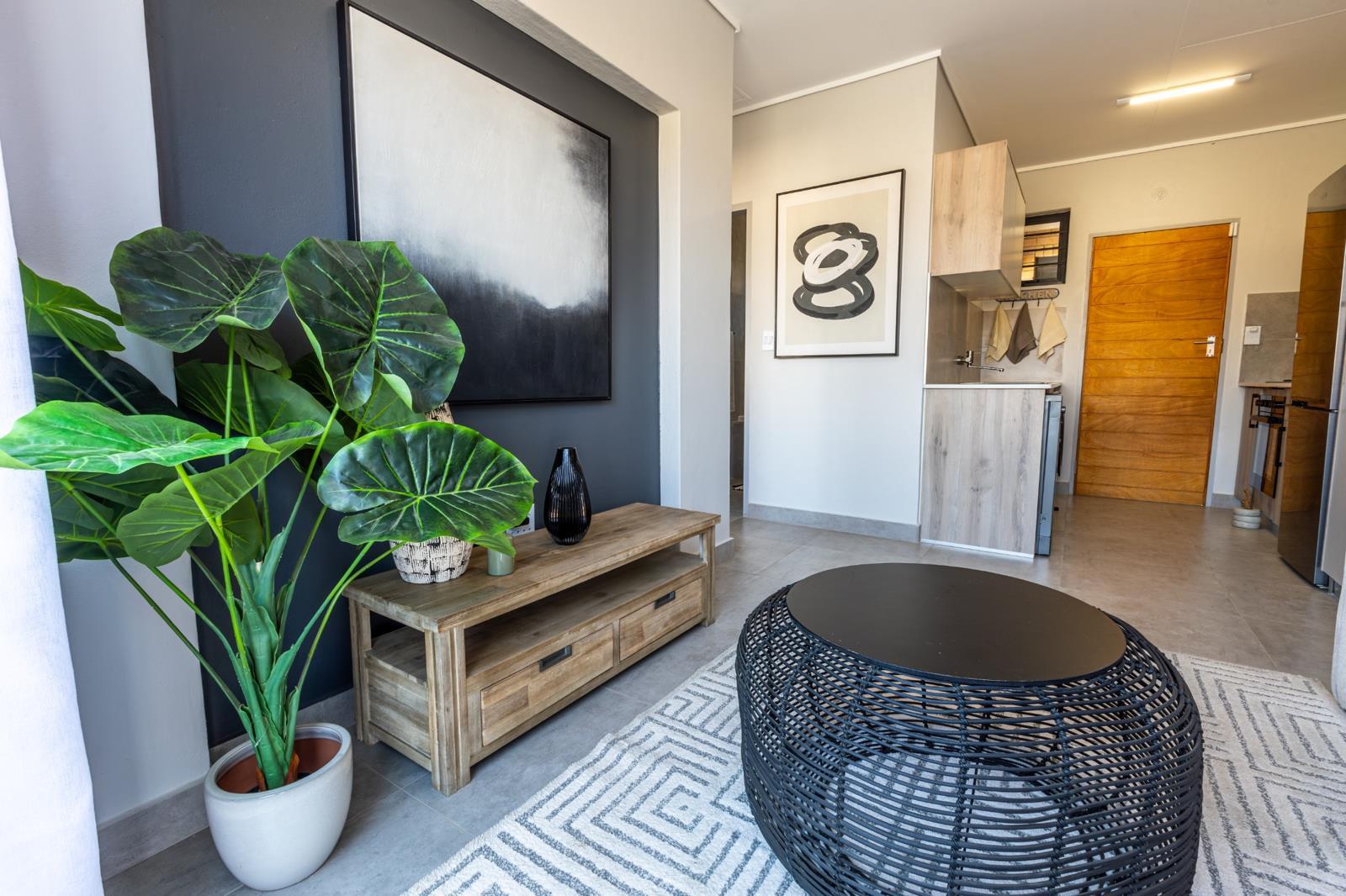 2 Bedroom Apartment in Heuwelsig Estate