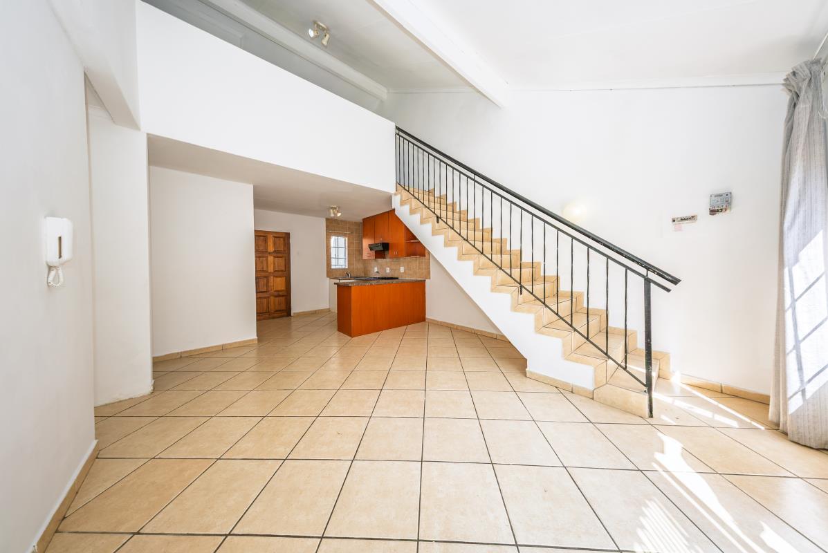 3 Bedroom Duplex in Illiondale