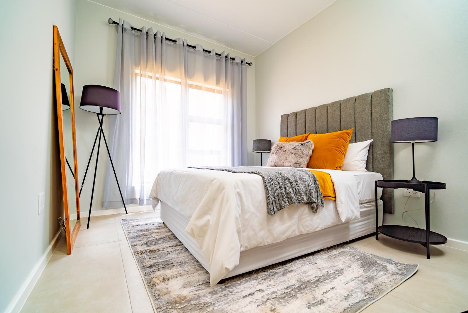 1 Bedroom Apartment in Bryanston