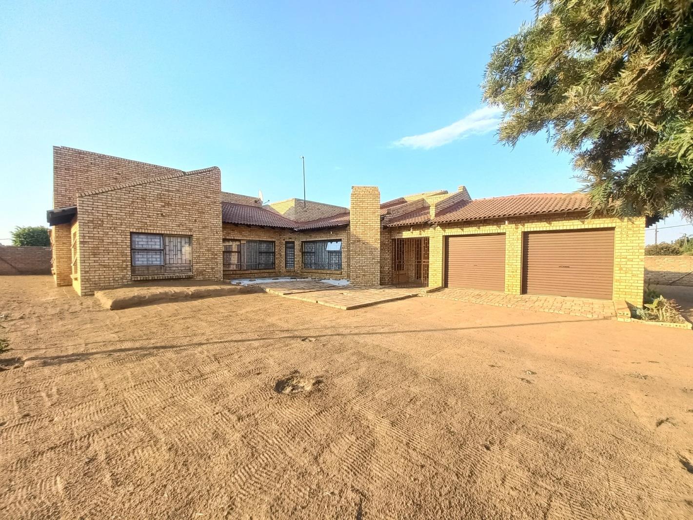 4 Bedroom House in Soshanguve