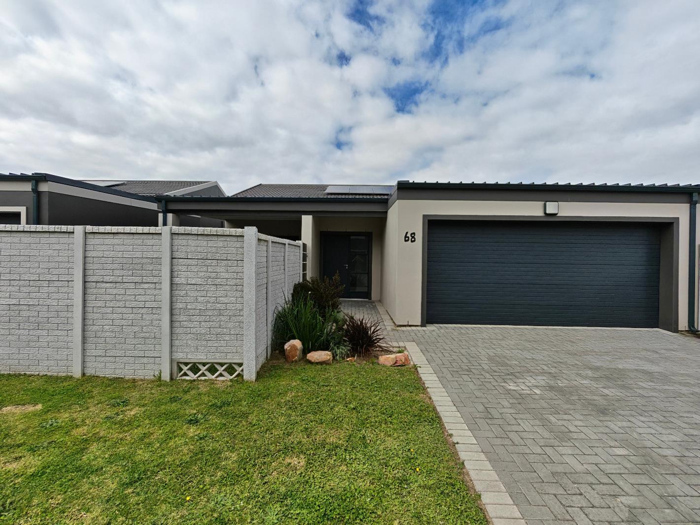 3 Bedroom Townhouse in Westbrook