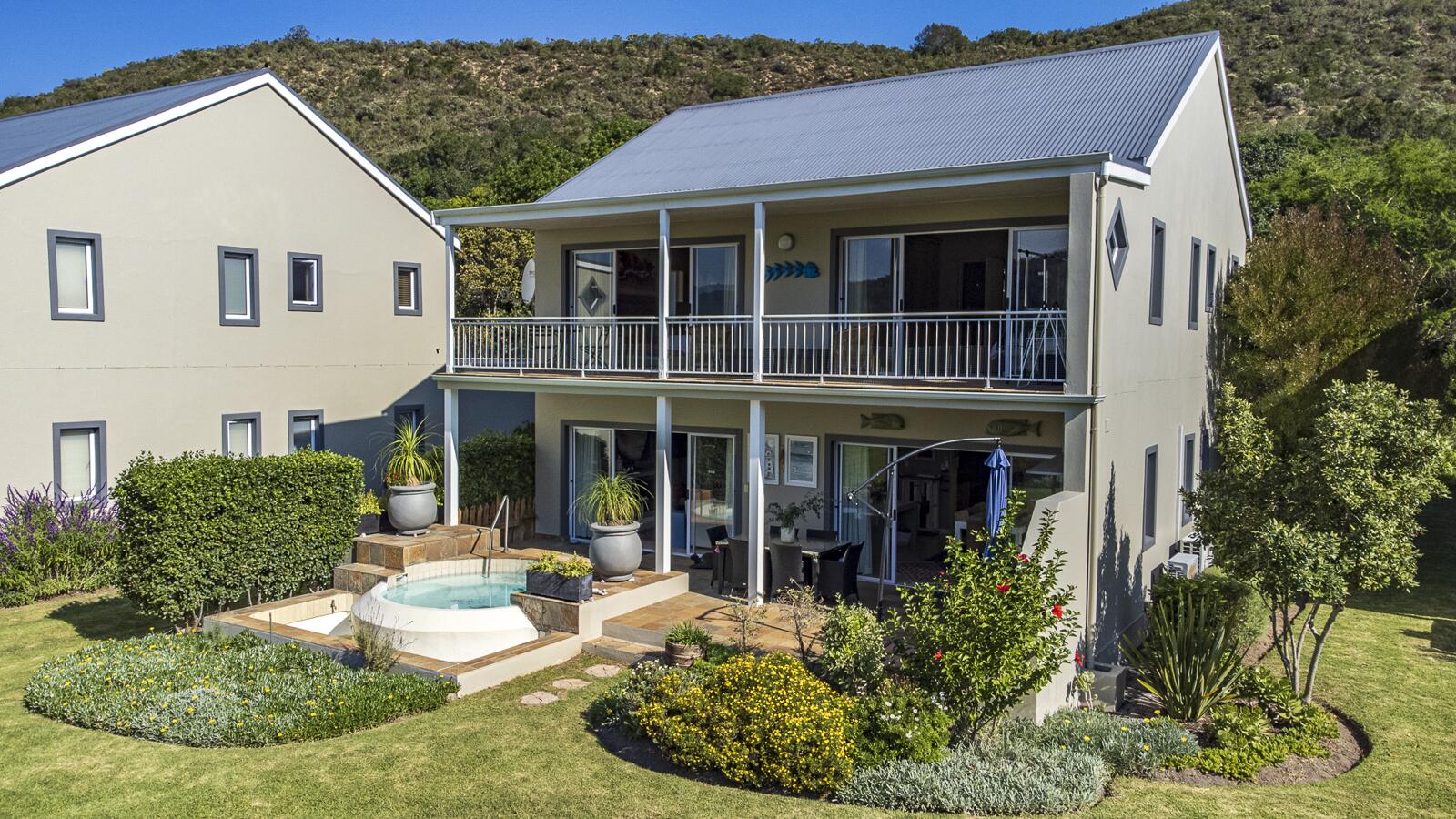 2 Bedroom Duplex in Groenvallei