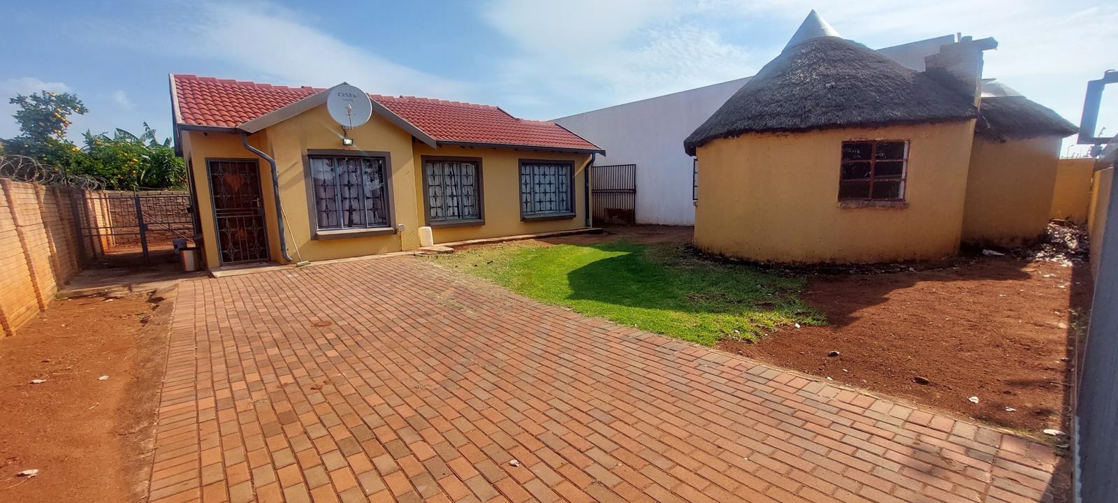 3 Bedroom House in The Orchards