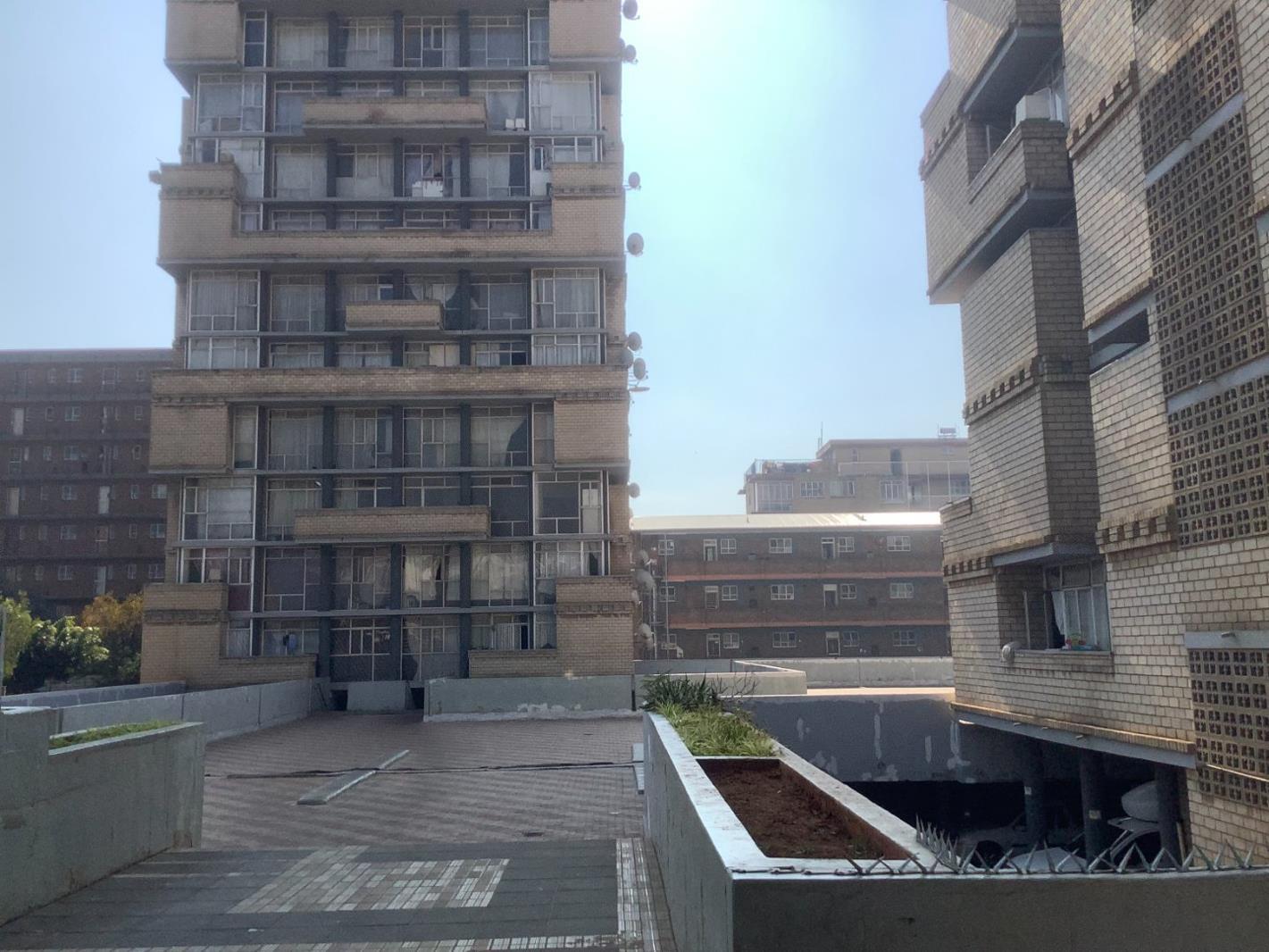 2 Bedroom Apartment in Sunnyside