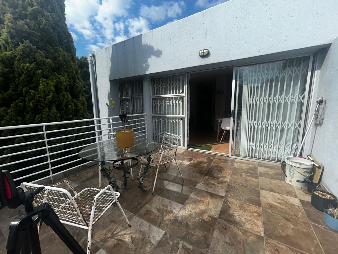 2 Bedroom House in Lonehill