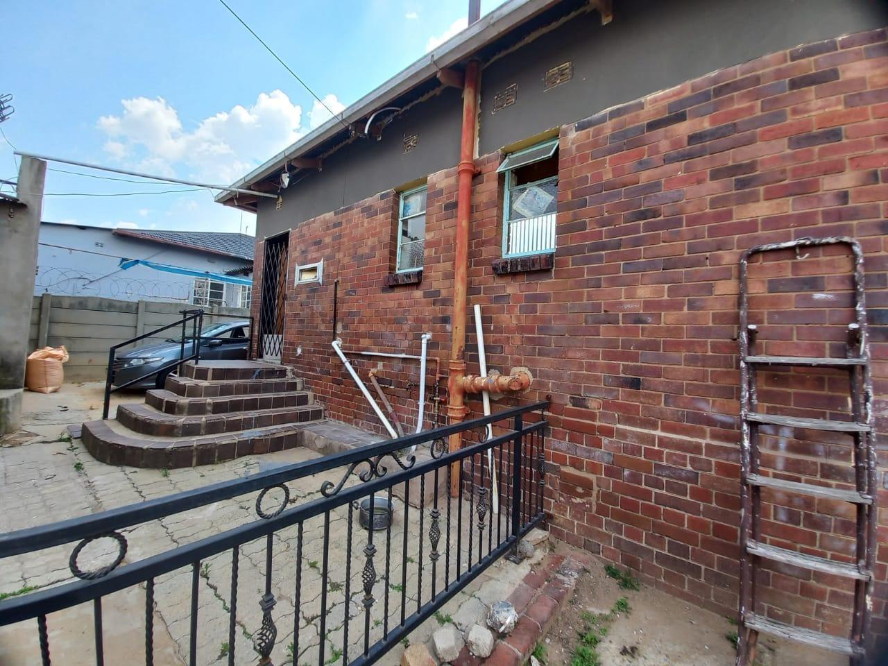 2 Bedroom House in South Hills