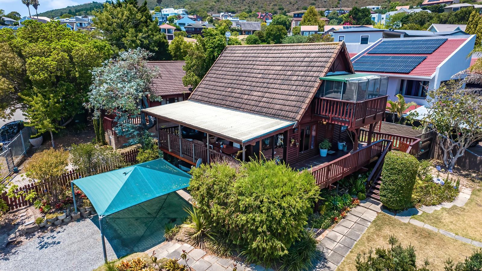 5 Bedroom House in Rexford
