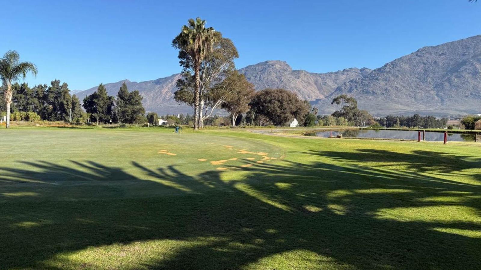 705 m² Land available in De Doorns