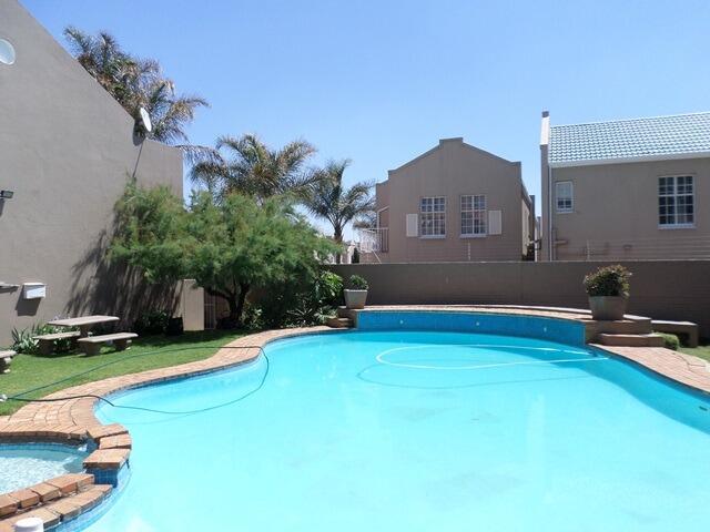 2 Bedroom Townhouse in New Redruth