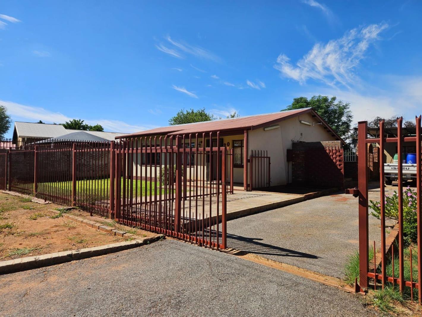 3 Bedroom House in Kuruman