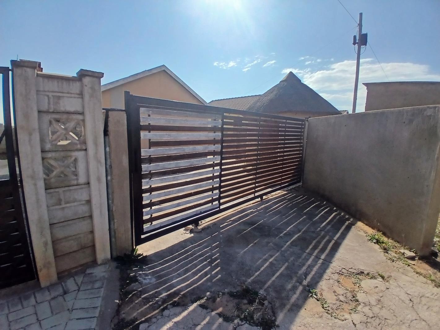 2 Bedroom House in Savanna City
