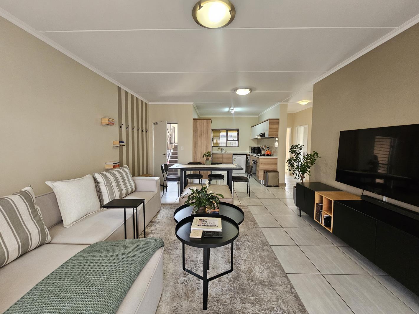 2 Bedroom Apartment in Waterfall