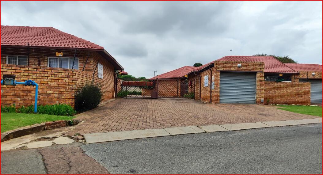 2 Bedroom Townhouse in Birchleigh