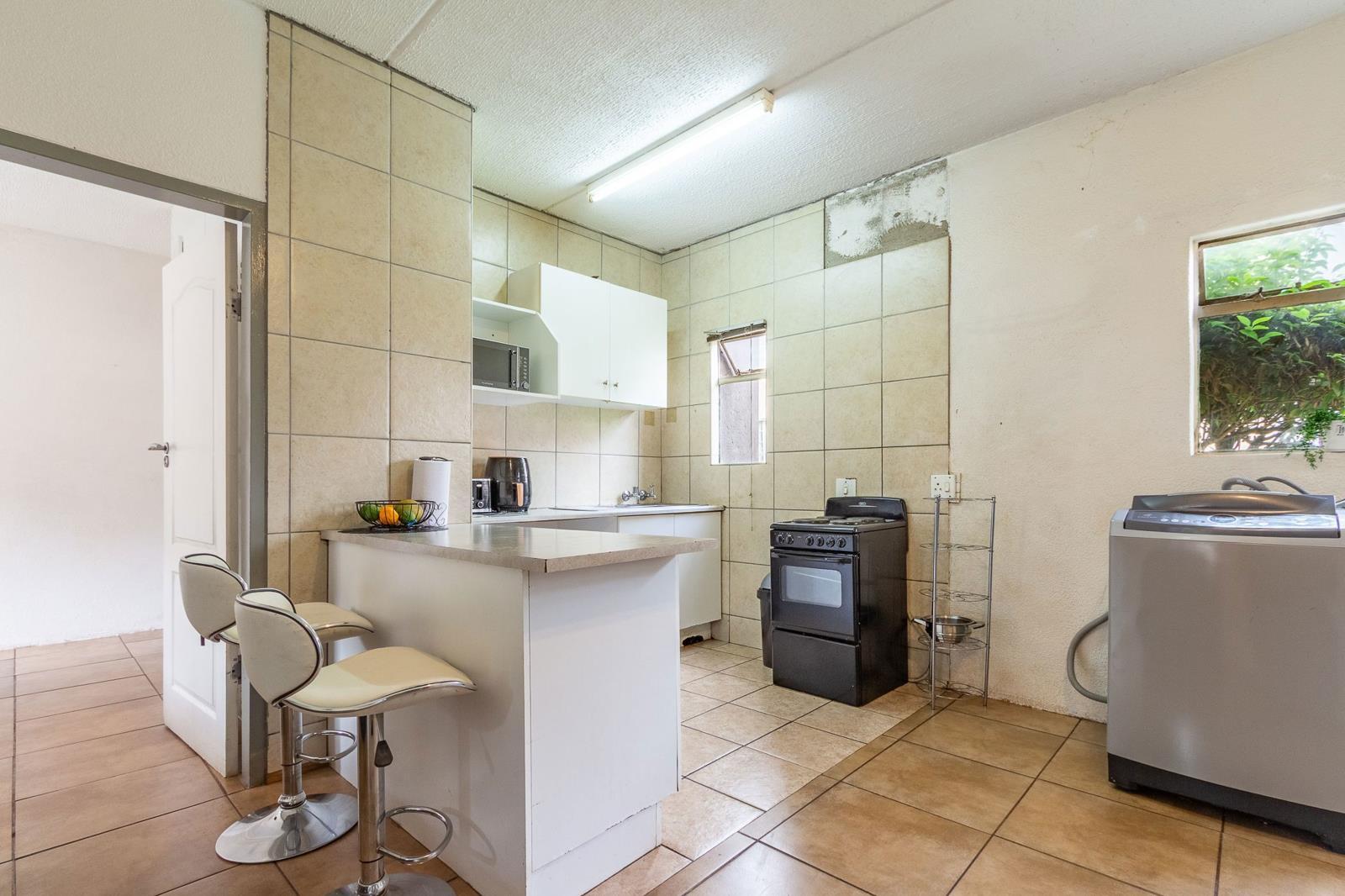 1 Bedroom Townhouse in Norkem Park