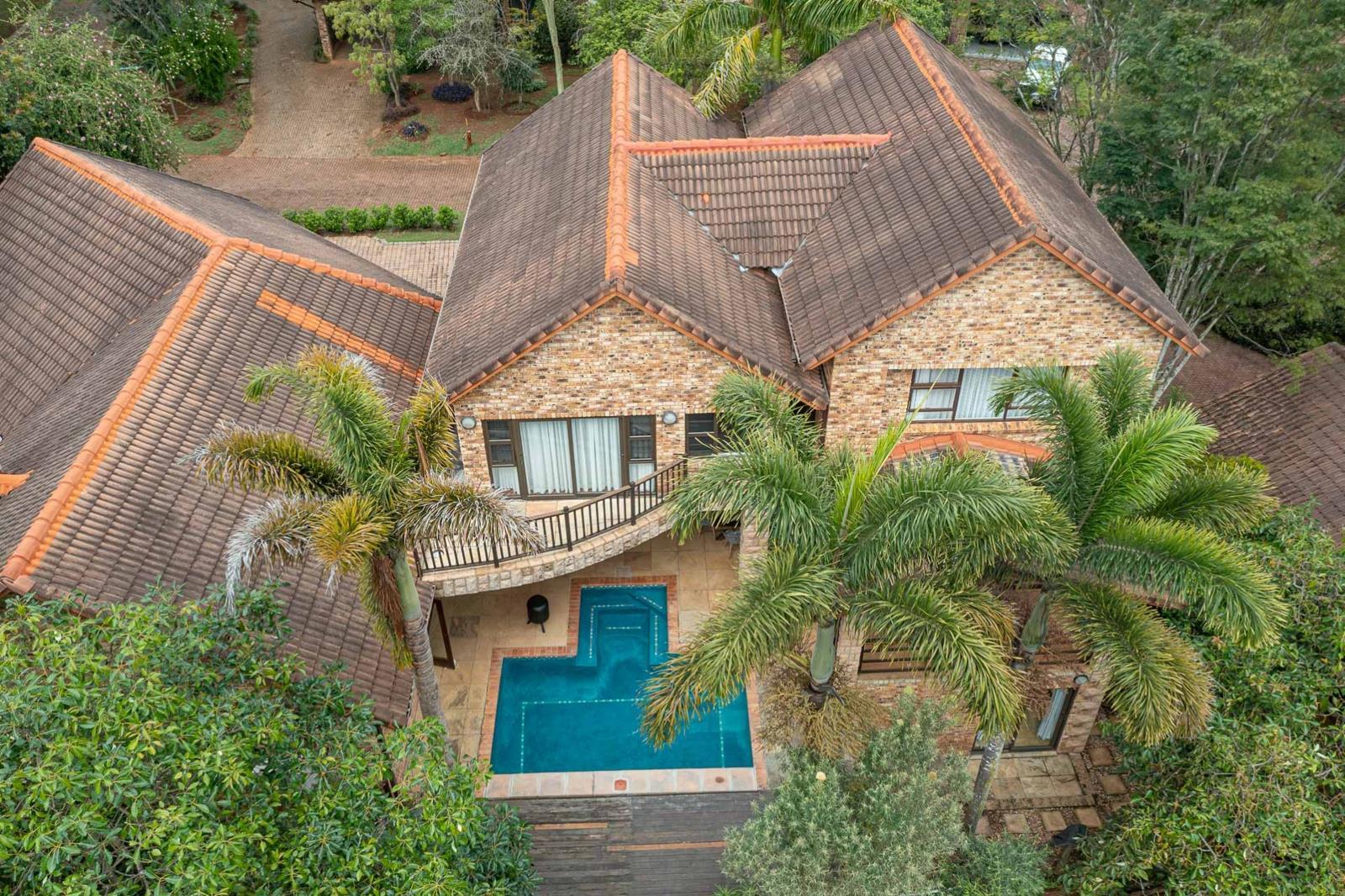 5 Bedroom House in White River Country Estate