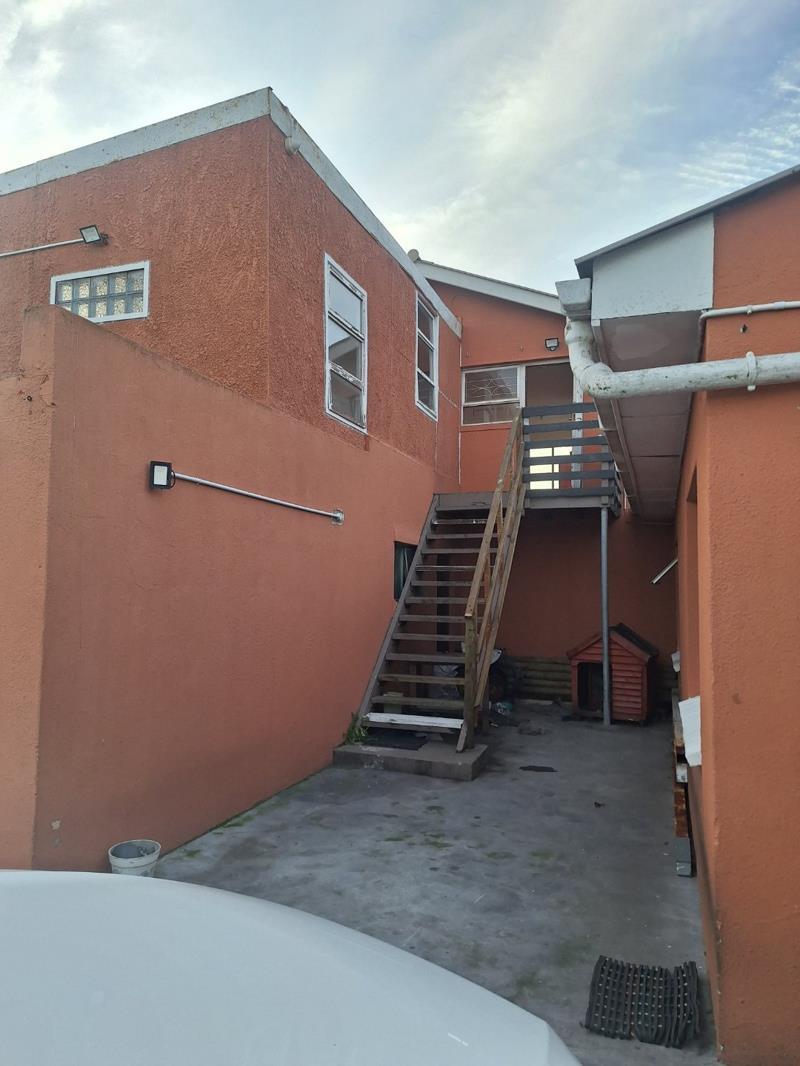 2 Bedroom Apartment in Lotus River