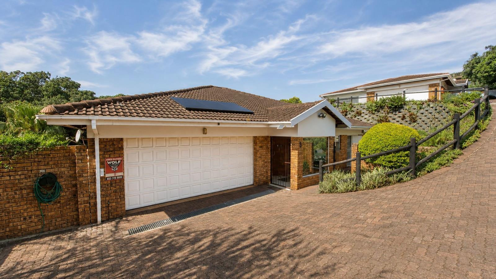 3 Bedroom Townhouse in Uvongo