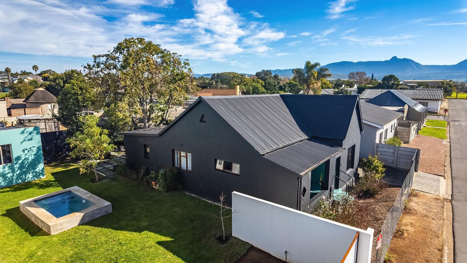 3 Bedroom House in Riversdale