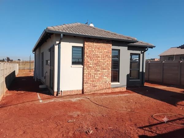 3 Bedroom Simplex in Leondale