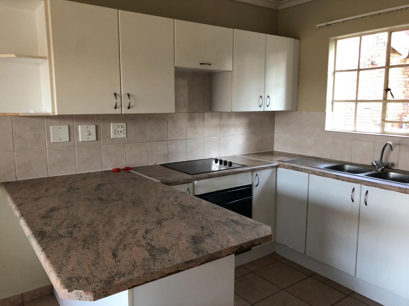 2 Bedroom House in Heuwelsig Estate