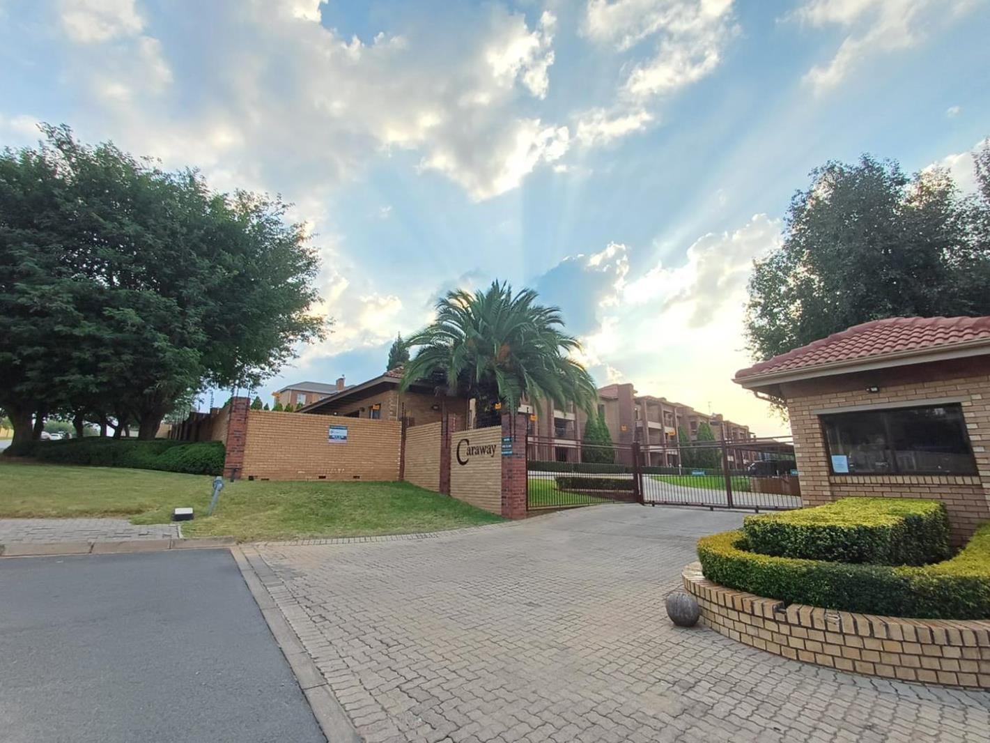 2 Bedroom Apartment in Honeydew Grove