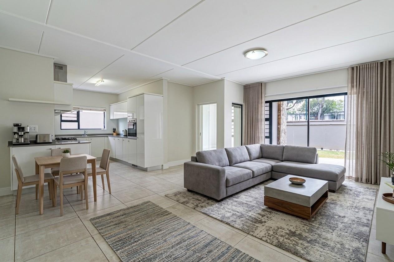 3 Bedroom Apartment in The Polofields