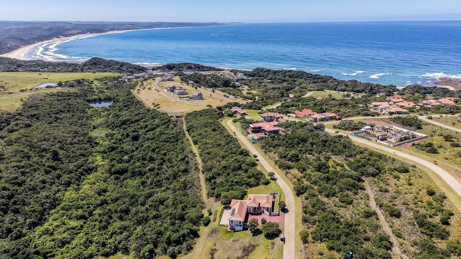 1 180 m² Land available in Khamanga Bay