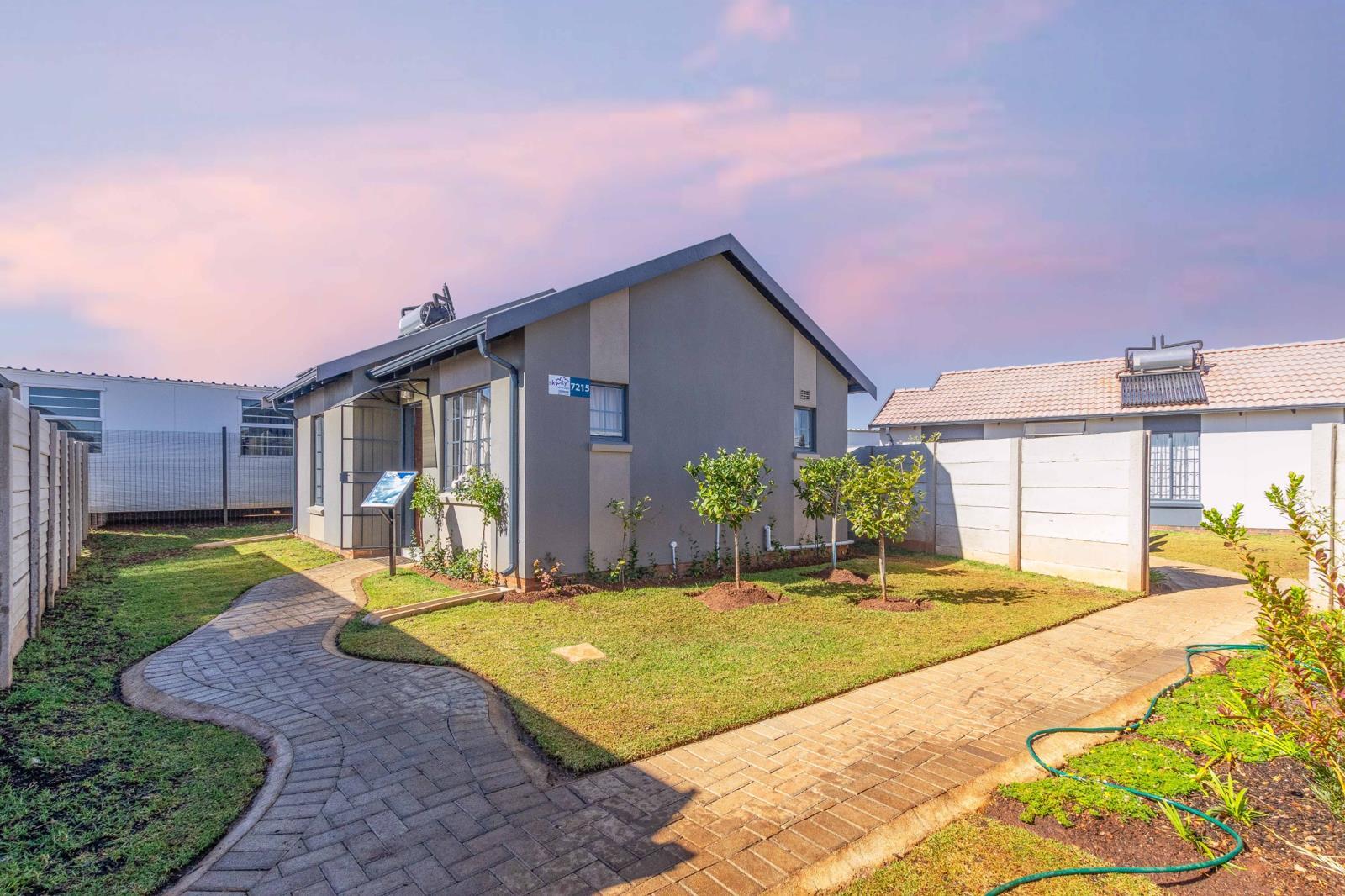 2 Bedroom House in Katlehong