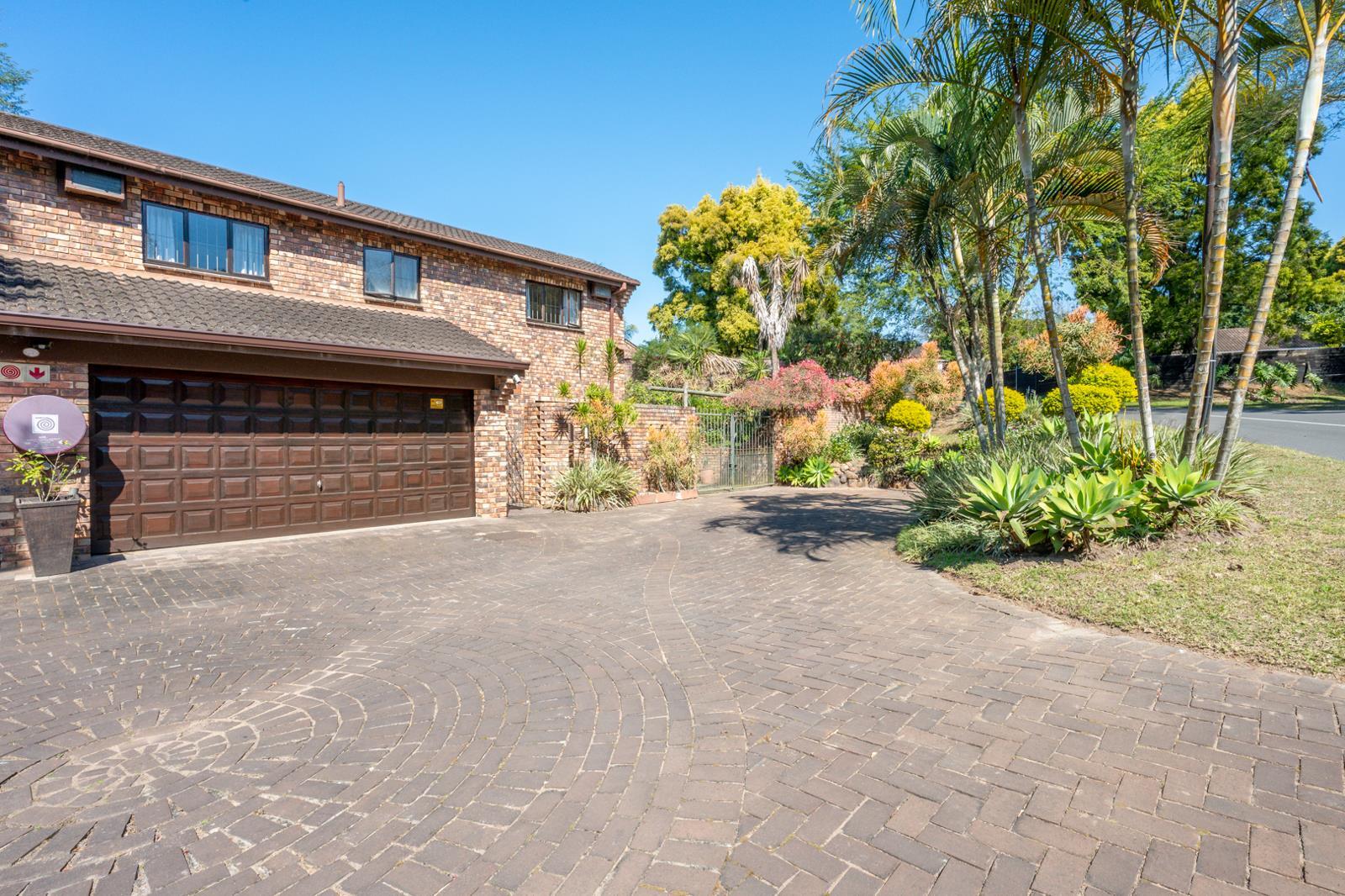 3 Bedroom Townhouse in Cowies Hill Park