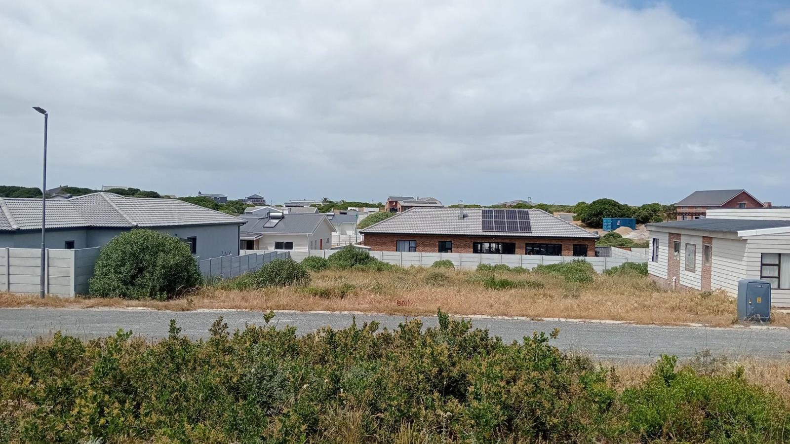 619 m² Land available in Kleinbaai