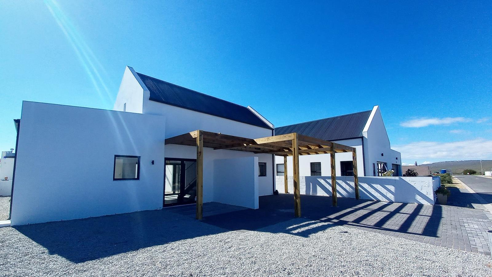 2 Bedroom House in Britannia Bay
