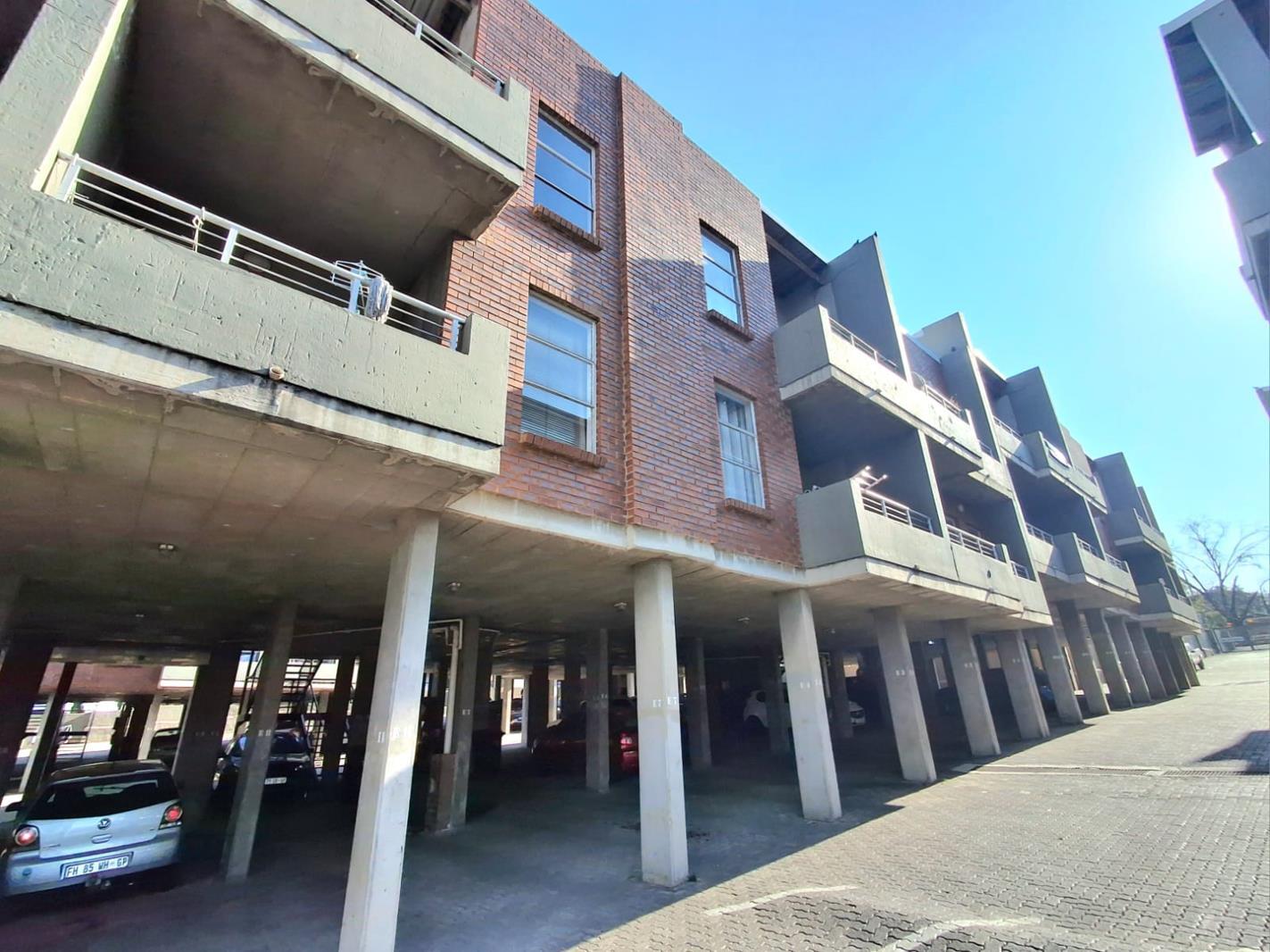 2 Bedroom Apartment in Buccleuch