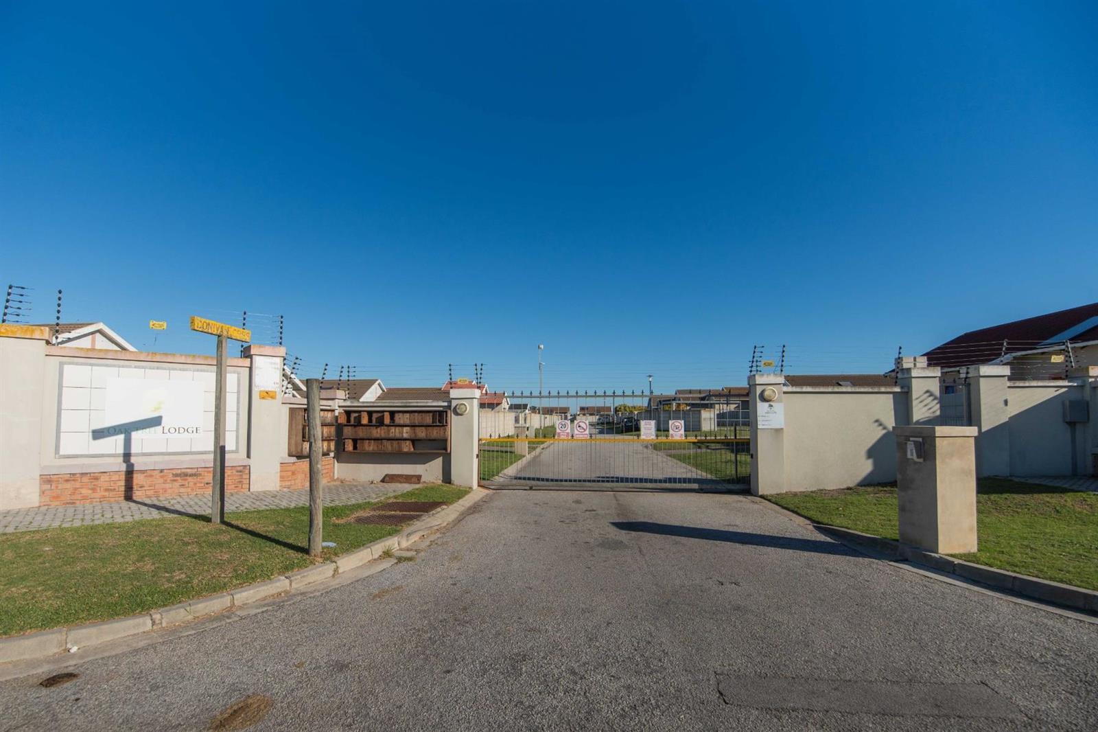 2 Bedroom House in Parsons Vlei