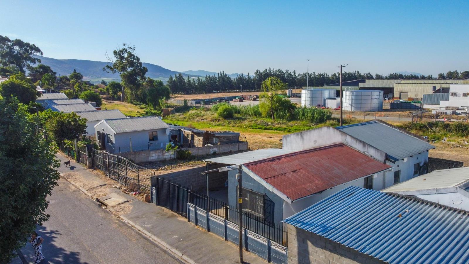 3 Bedroom House in Klein Nederburg