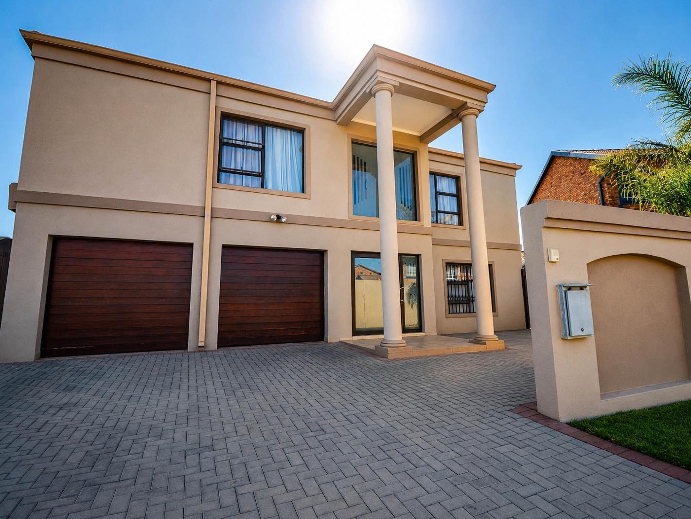 5 Bedroom House in Greenstone Hill