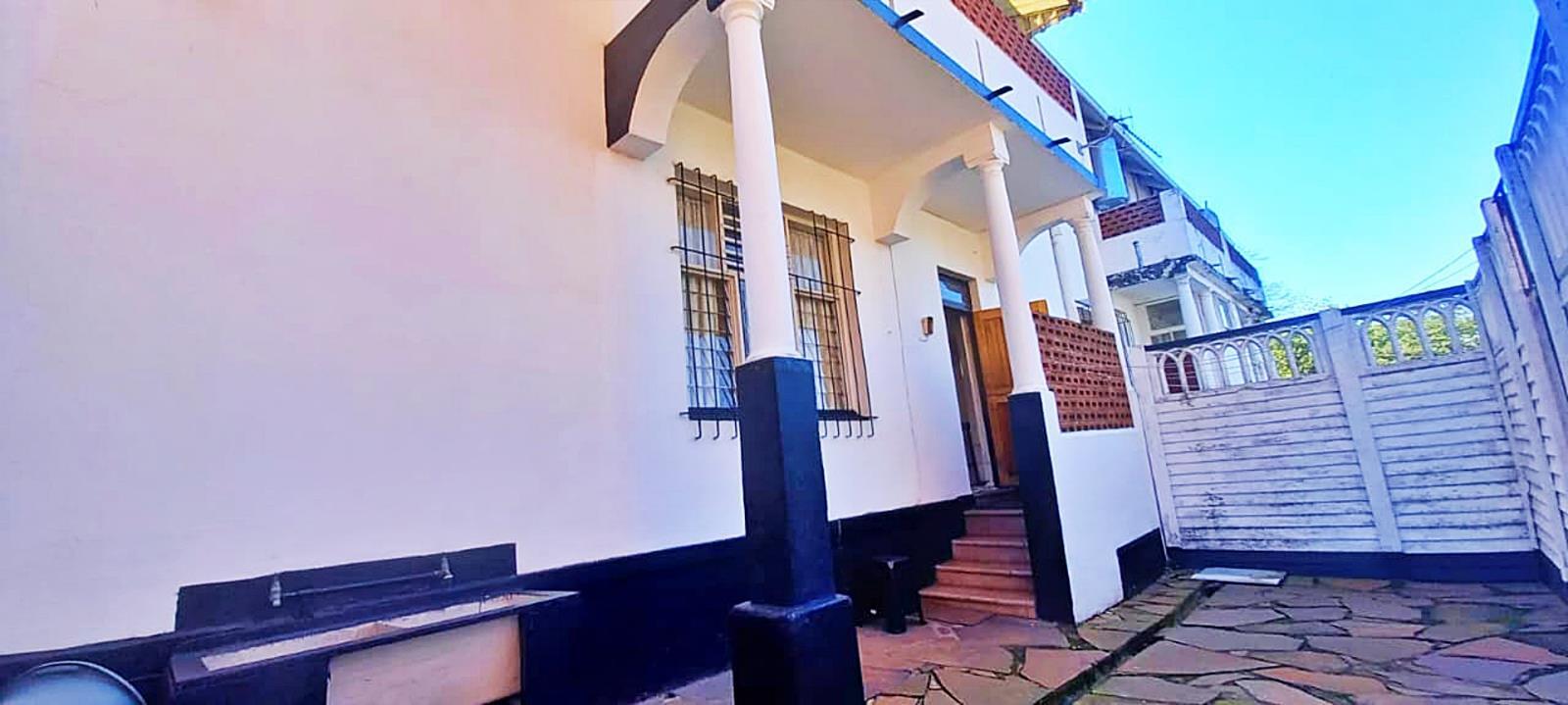 2 Bedroom Townhouse in Umbilo
