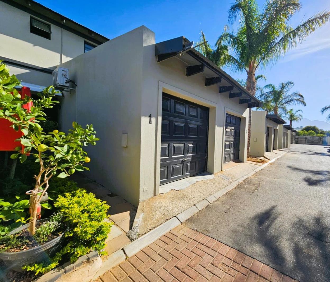 2 Bedroom Townhouse in Paglande