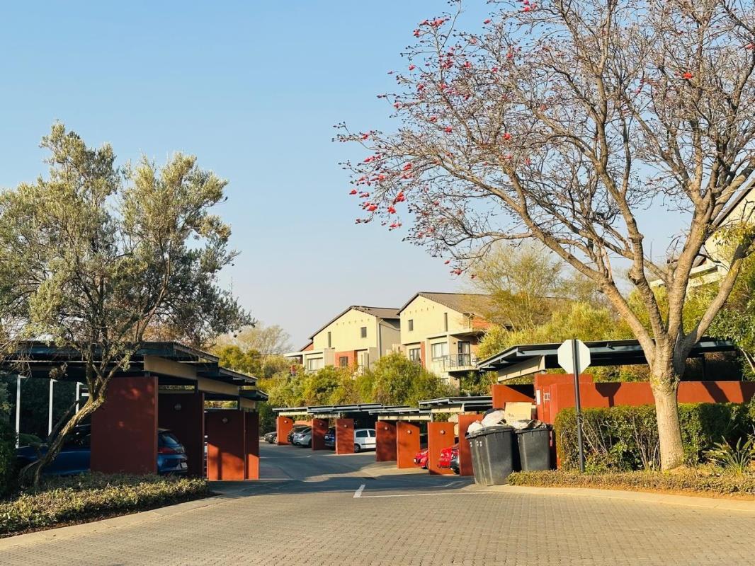 2 Bedroom Townhouse in Jackal Creek Golf Estate