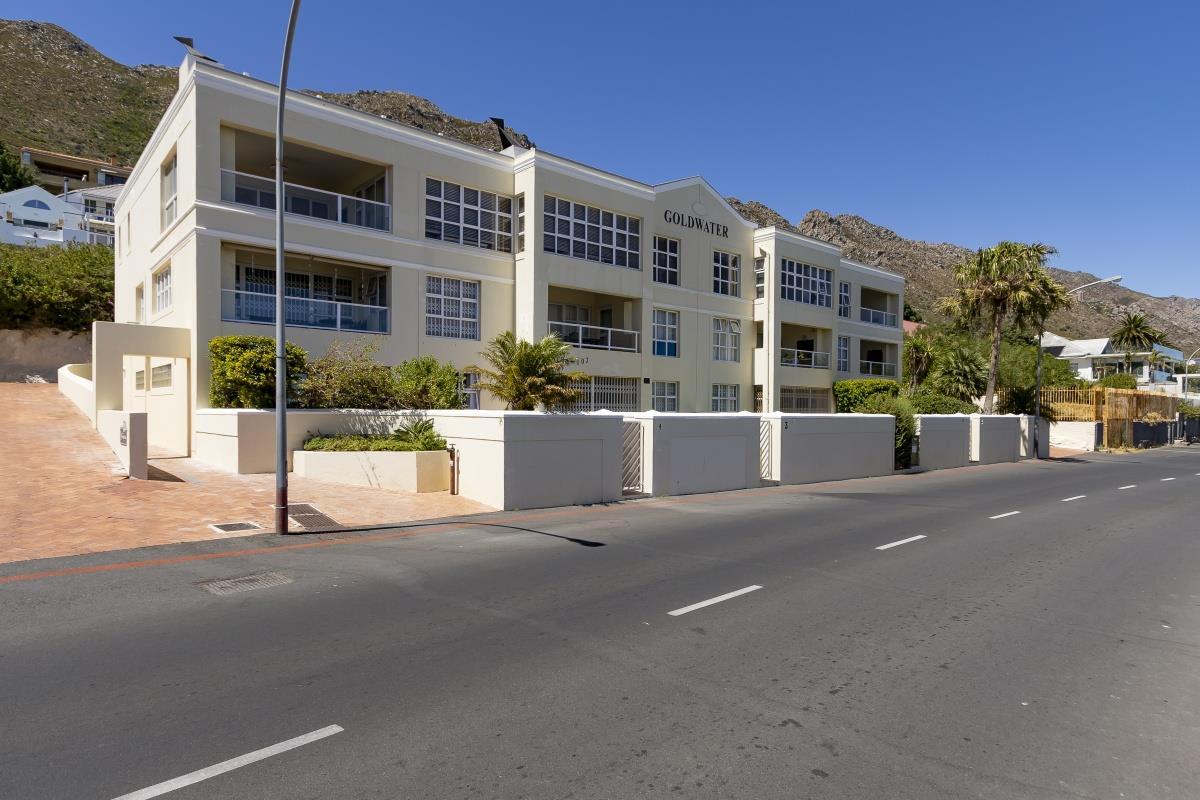 3 Bedroom Apartment in Gordons Bay Central