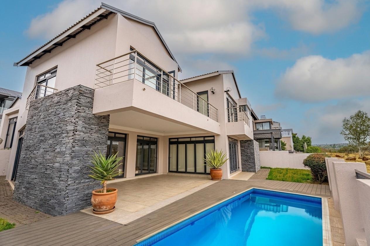 4 Bedroom House in Waterfall Country Village