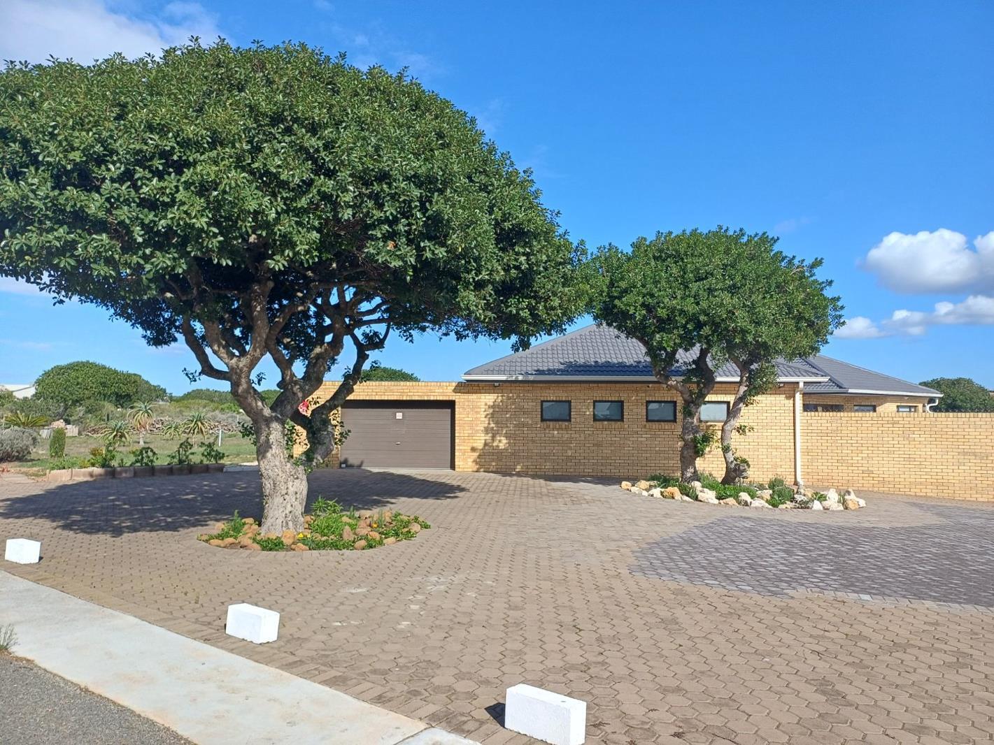 3 Bedroom House in Stilbaai Wes