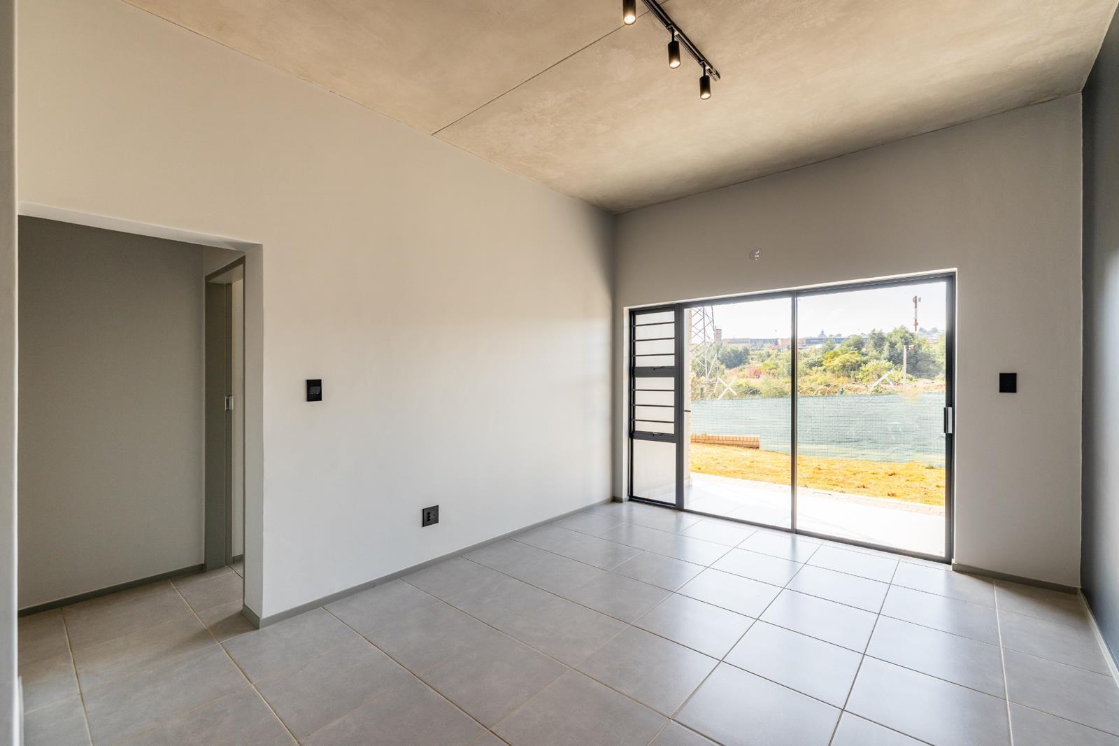 3 Bedroom Apartment in Menlo Park