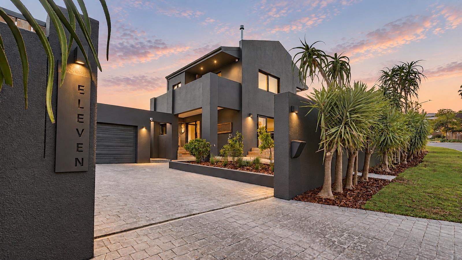 5 Bedroom House in Helderrant