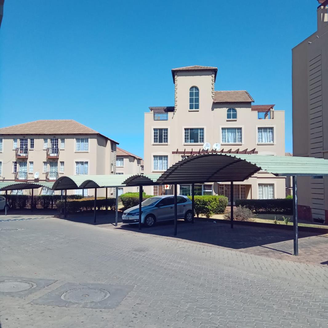 3 Bedroom Apartment in Castleview