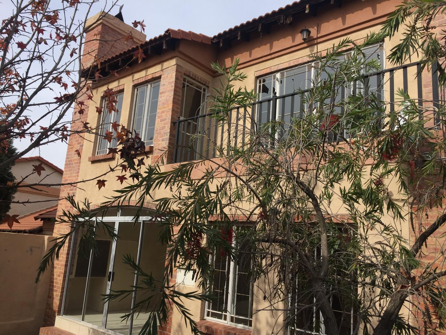 3 Bedroom House in Thatchfield