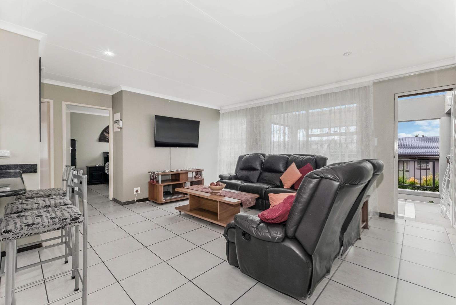 2 Bedroom Apartment in Constantia Kloof